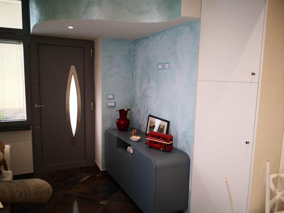 Ferienwohnung La Casa Di Valentina Vado Ligure Exterior foto